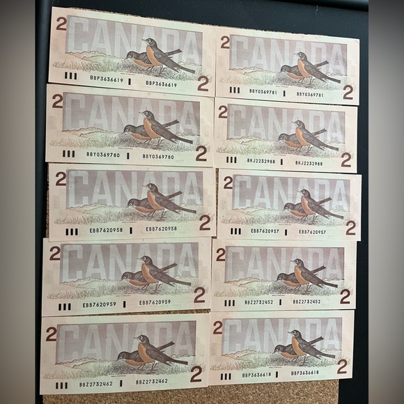 Canadian Two Dollar Bills Collection - Picture 2 of 2